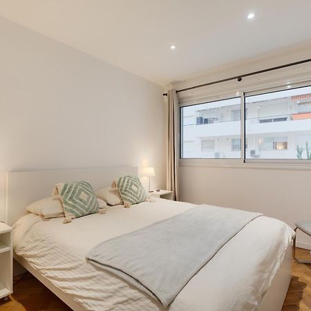 Newly Renovated Charming Downtown Apartment Антиб Экстерьер фото
